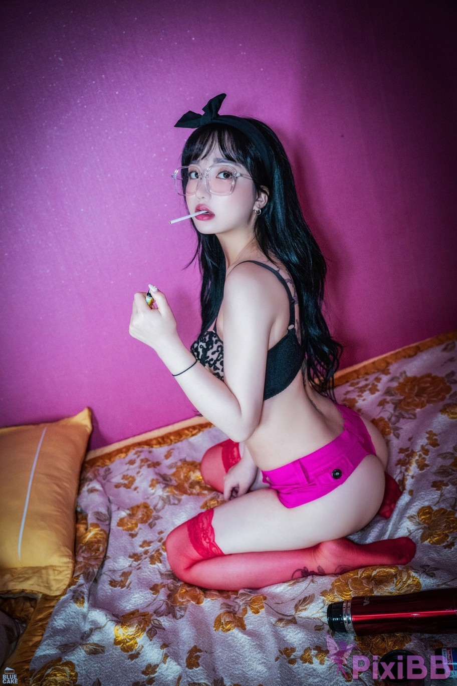 BLUECAKE Son Ye Eun Nude No Panty PixiBB.COM 094