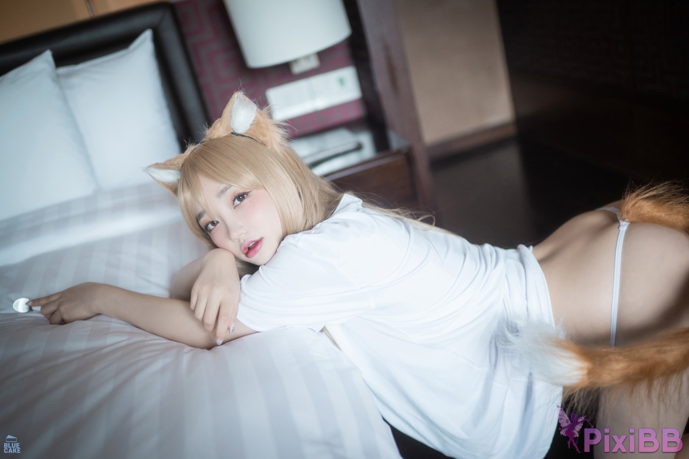 BLUECAKE Son Ye Eun Puss Puss RED Ver COSPLAY PixiBB.COM 099