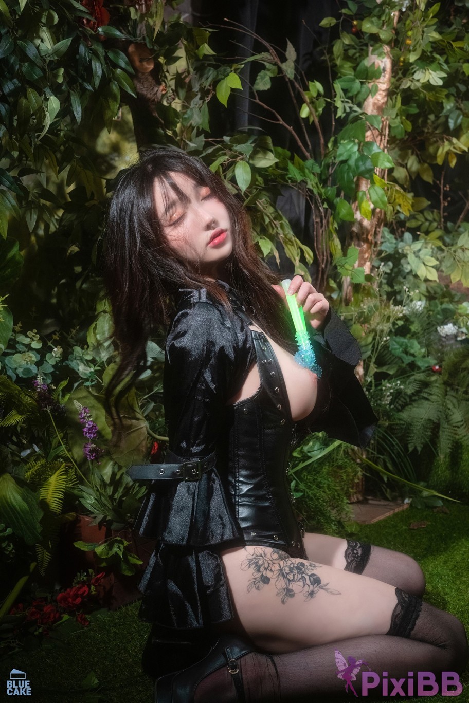 BLUECAKE Son Ye Eun Tentacle Bukkake PixiBB.COM 042