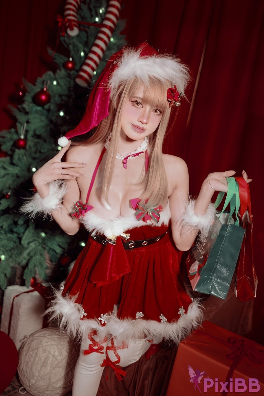 Coser PingPing Emma Xmas NIKKE PixiBB.COM 006