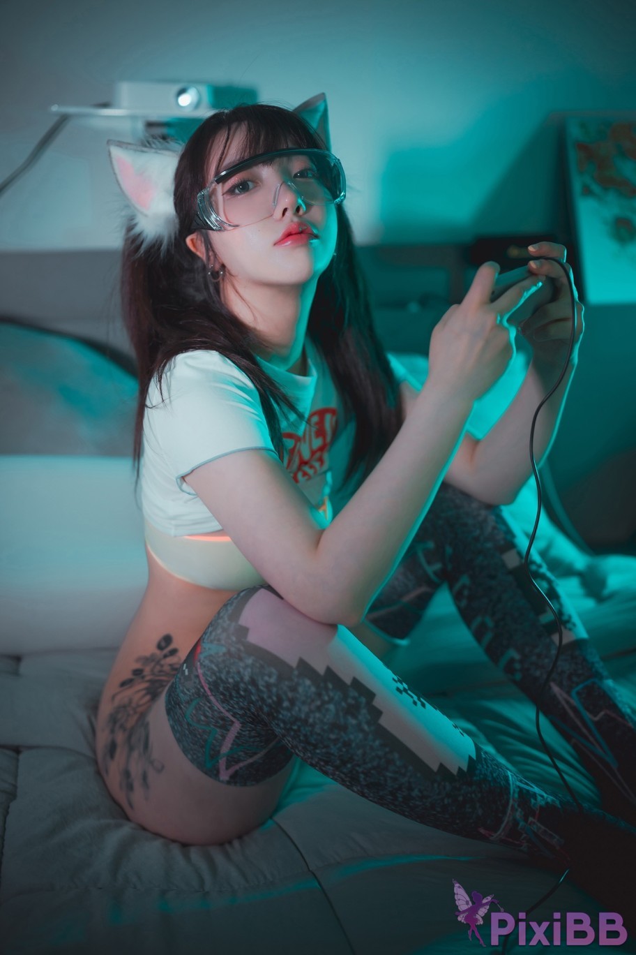 DJAWA Photo Son Ye Eun Retro Gaming Girl PixiBB.COM 074