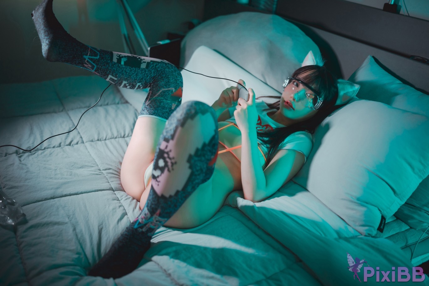 DJAWA Photo Son Ye Eun Retro Gaming Girl PixiBB.COM 075