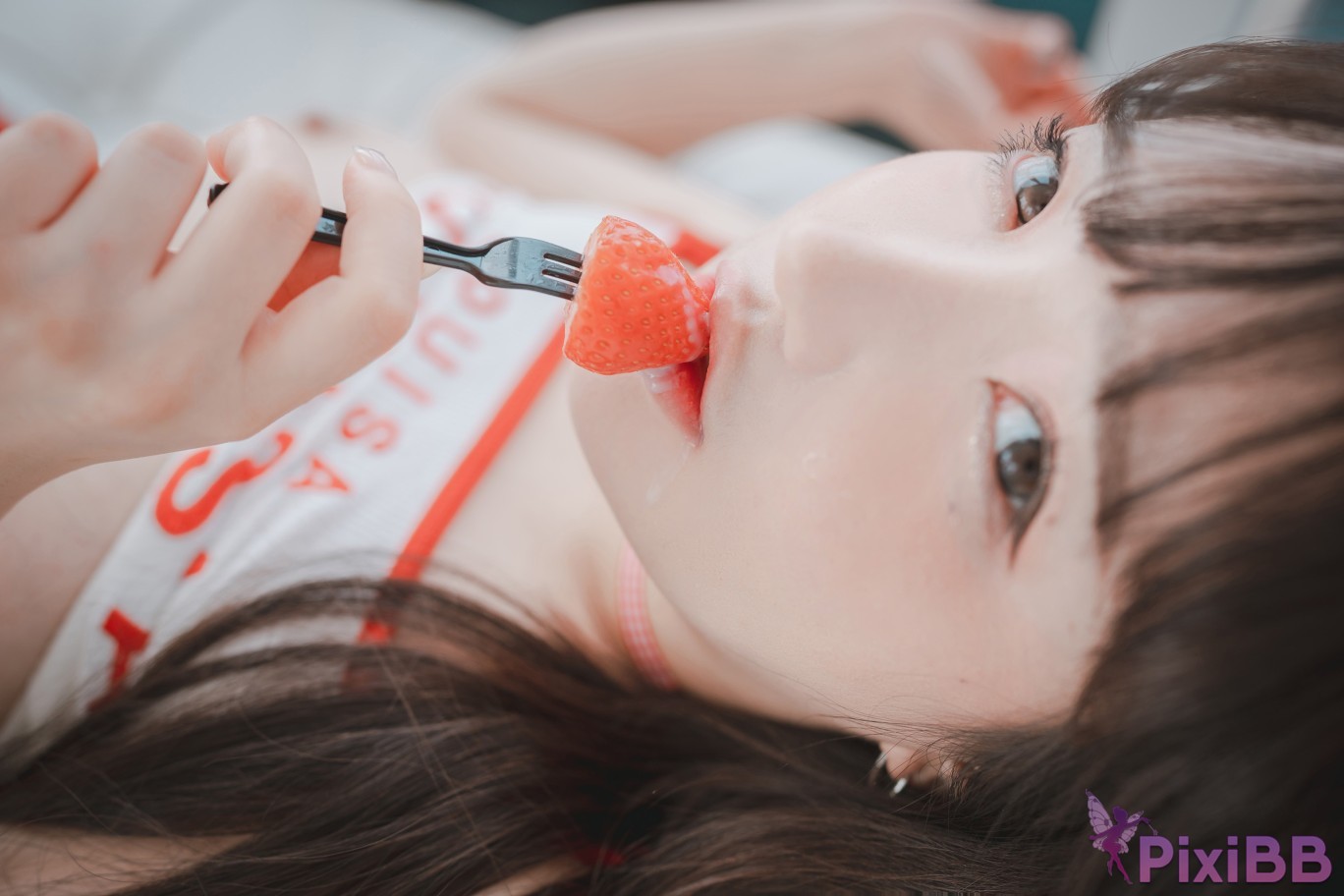 DJAWA Photo Son Ye Eun Strawbeery Girl Uncensored PixiBB.COM 001