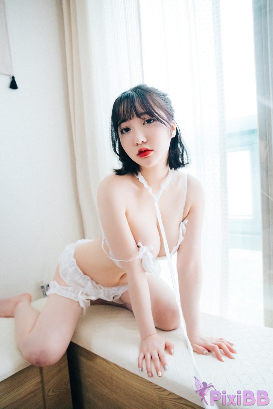 Loozy Son Ye Eun Cream Party S.Ver PixiBB.COM 061