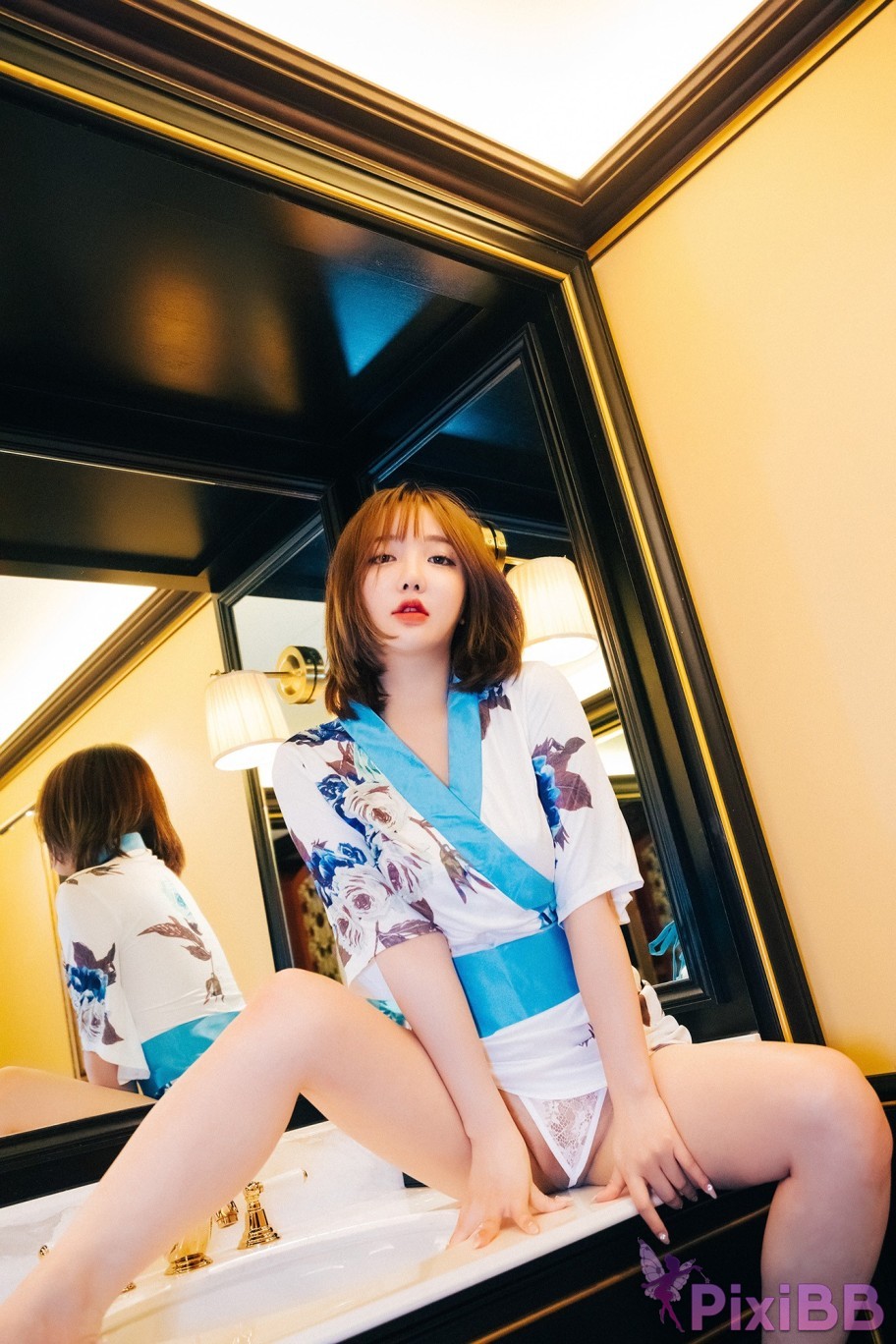 Loozy Son Ye Eun Halloqueen S.Ver PixiBB.COM 027