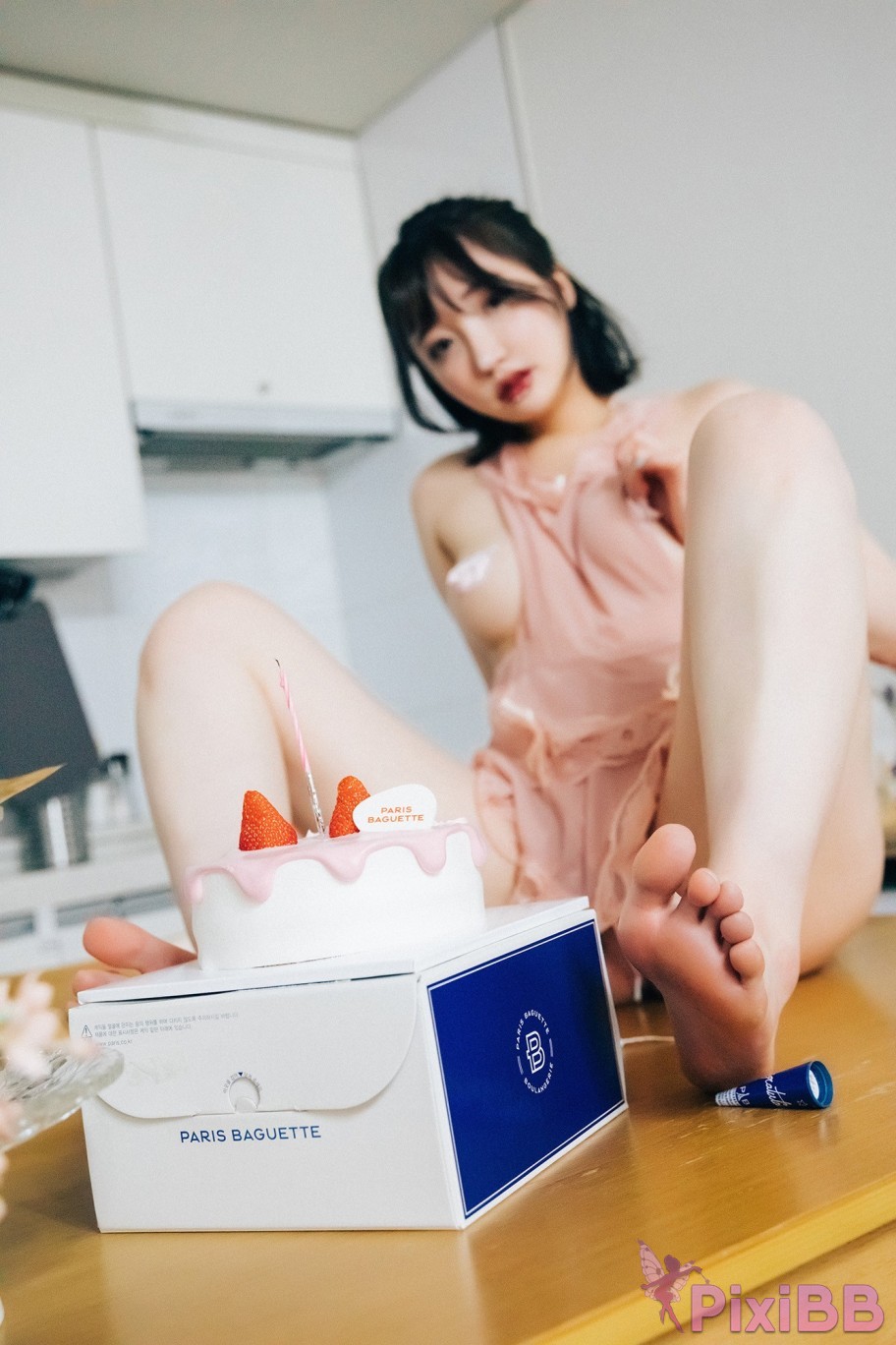 Loozy Son Ye Eun Happy Birthday S.Ver PixiBB.COM 094