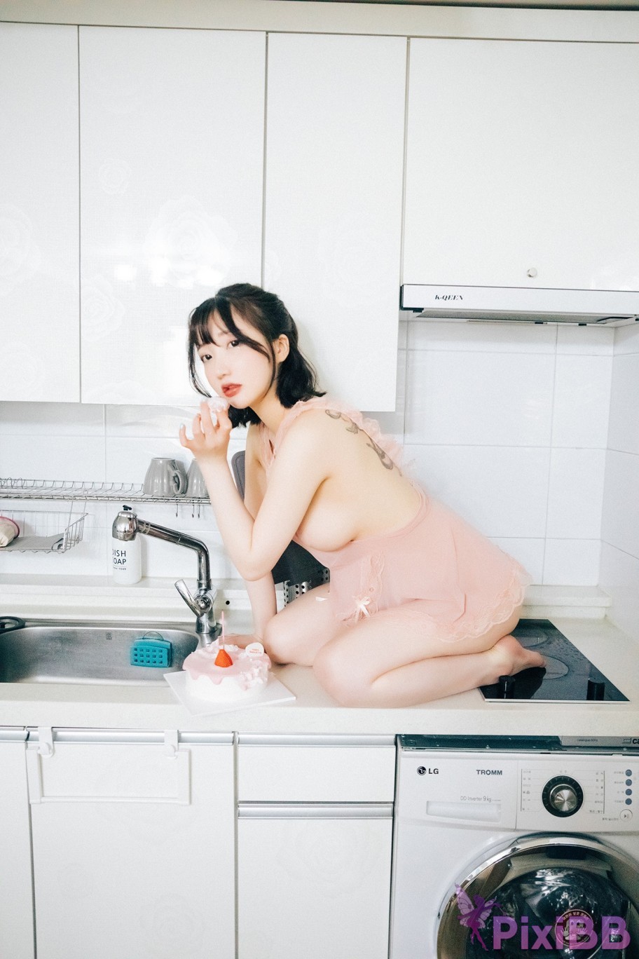 Loozy Son Ye Eun Happy Birthday S.Ver PixiBB.COM 110