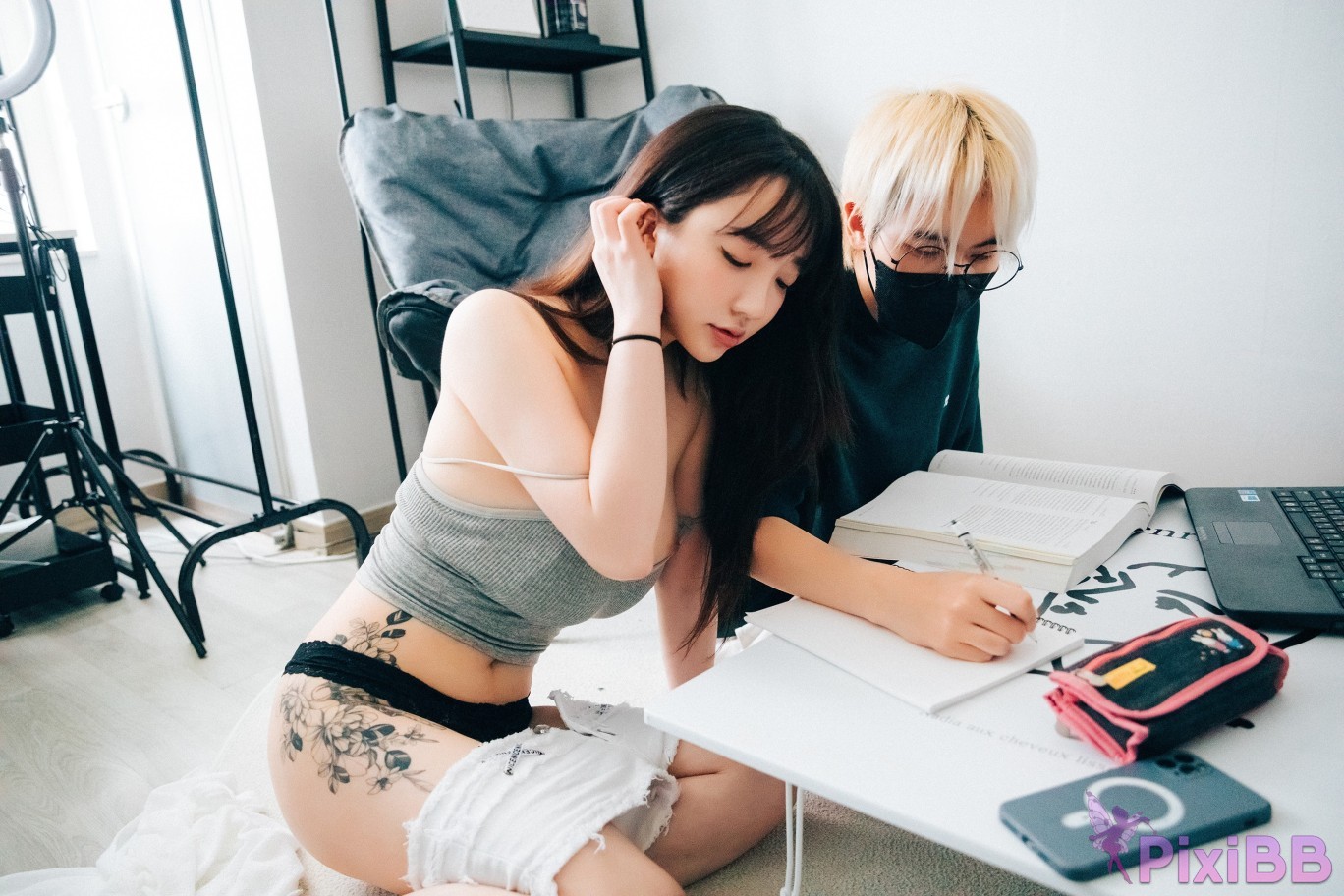 Loozy Son Ye Eun Private Tutor S.Ver PixiBB.COM 024