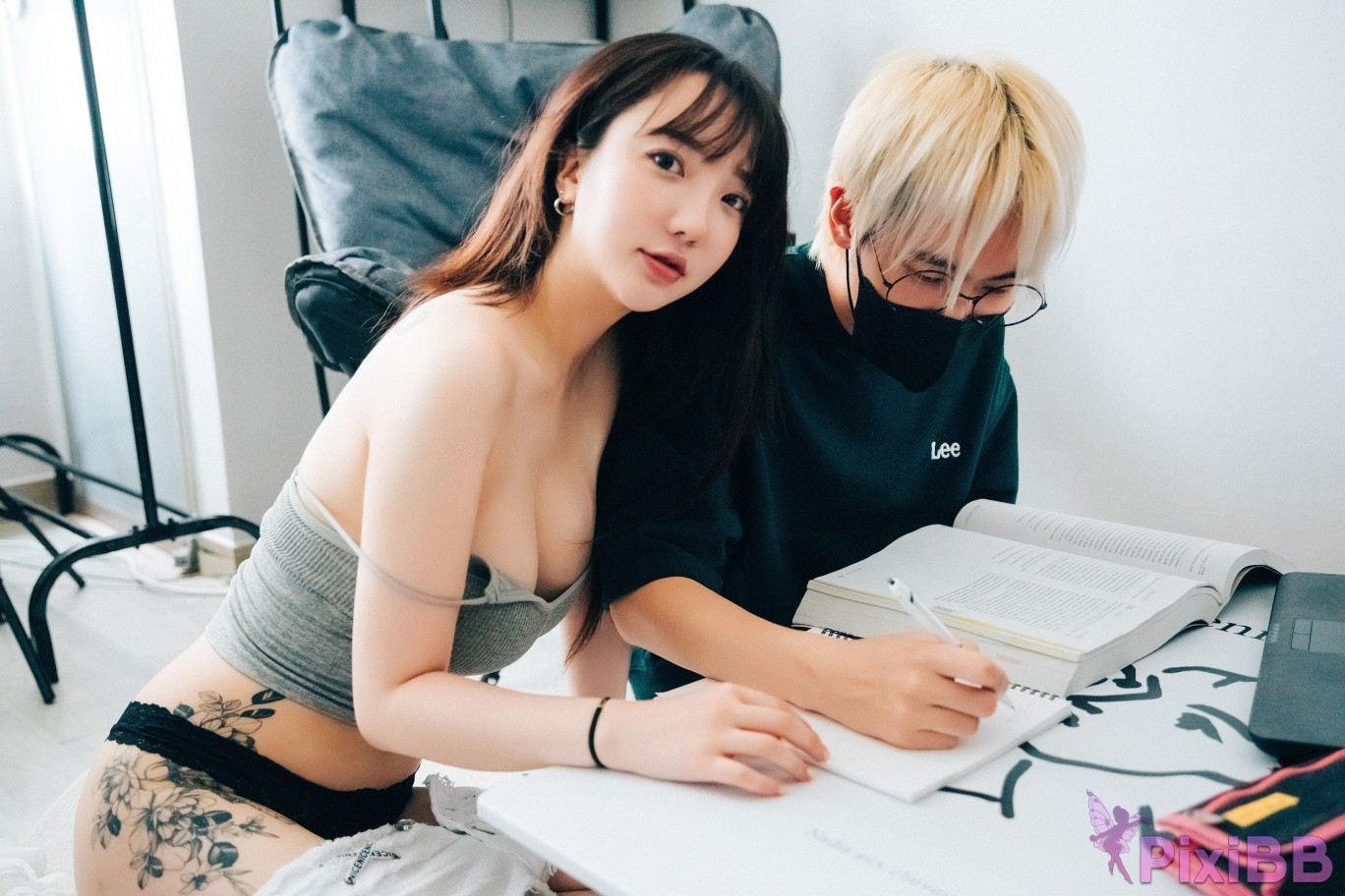 Loozy Son Ye Eun Private Tutor S.Ver PixiBB.COM 026