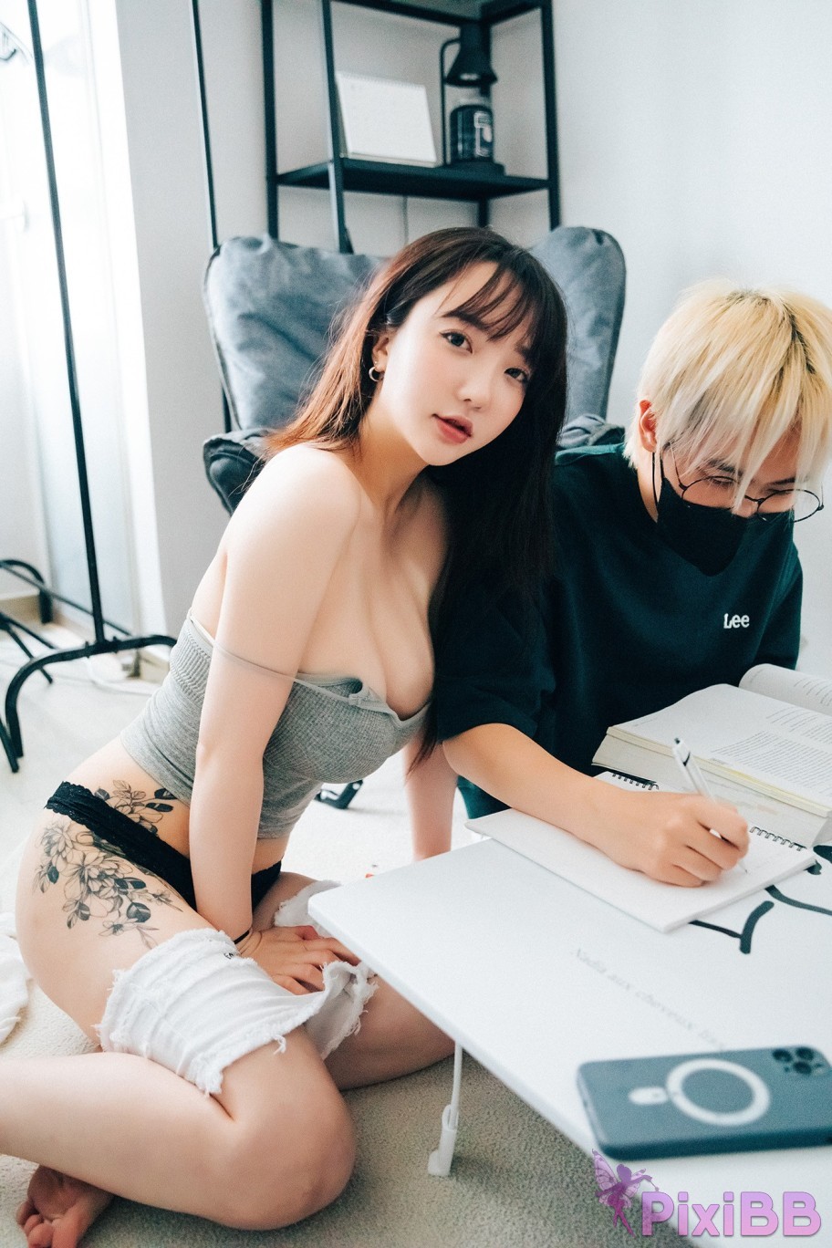 Loozy Son Ye Eun Private Tutor S.Ver PixiBB.COM 027