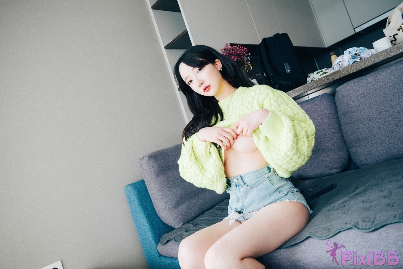 Loozy Son Ye Eun Travel Partner PixiBB.COM 008