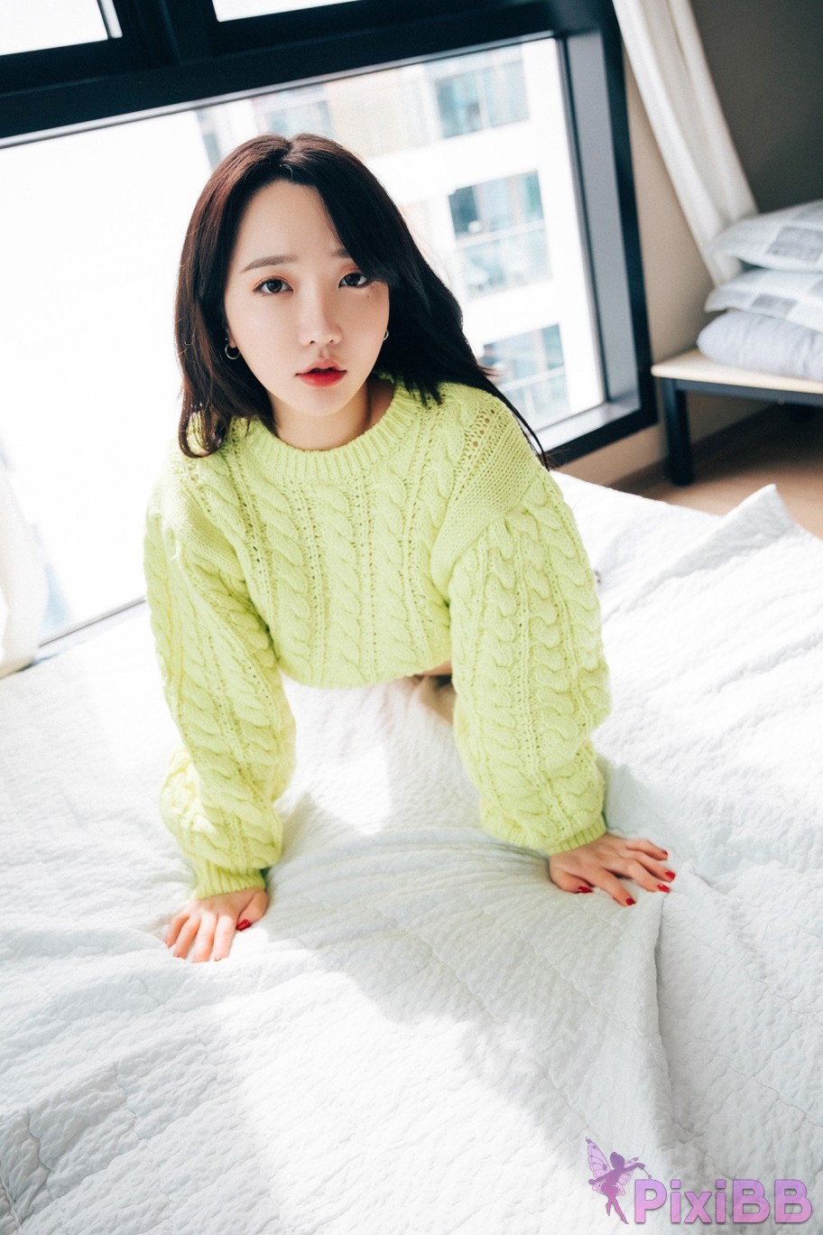 Loozy Son Ye Eun Travel Partner PixiBB.COM 027