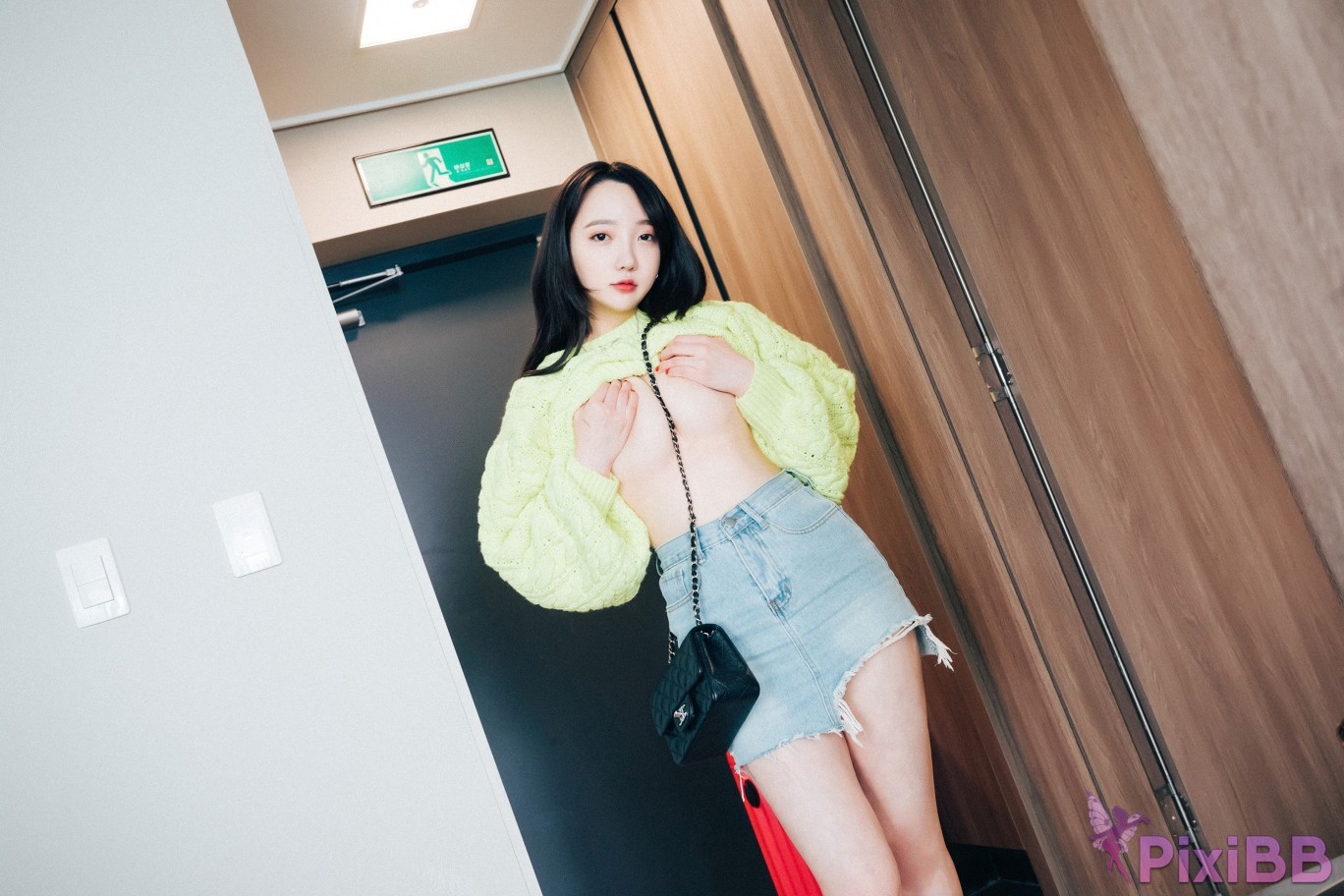 Loozy Son Ye Eun Travel Partner PixiBB.COM 034