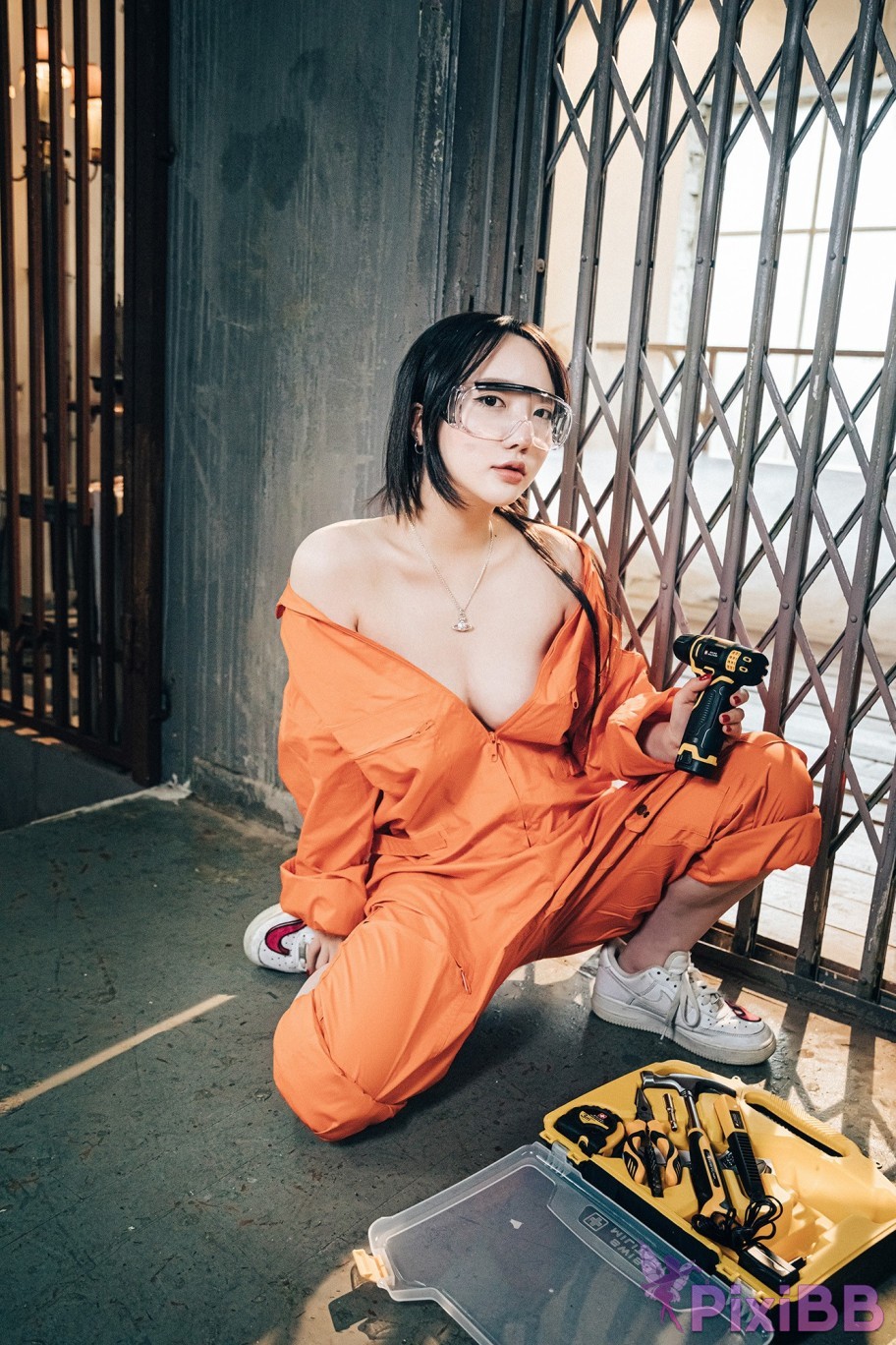 Loozy Son Ye Eun Where Are My Tools Full ver. PixiBB.COM 014