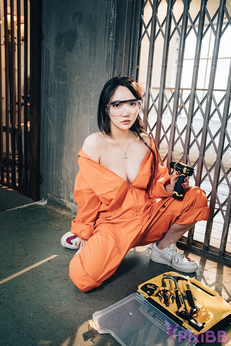 Loozy Son Ye Eun Where Are My Tools Full ver. PixiBB.COM 015