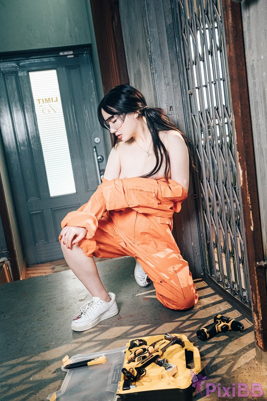 Loozy Son Ye Eun Where Are My Tools Full ver. PixiBB.COM 024