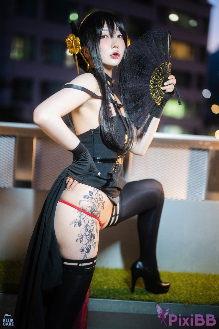 BLUECAKE Son Ye Eun Black Rose RED PixiBB.COM 004