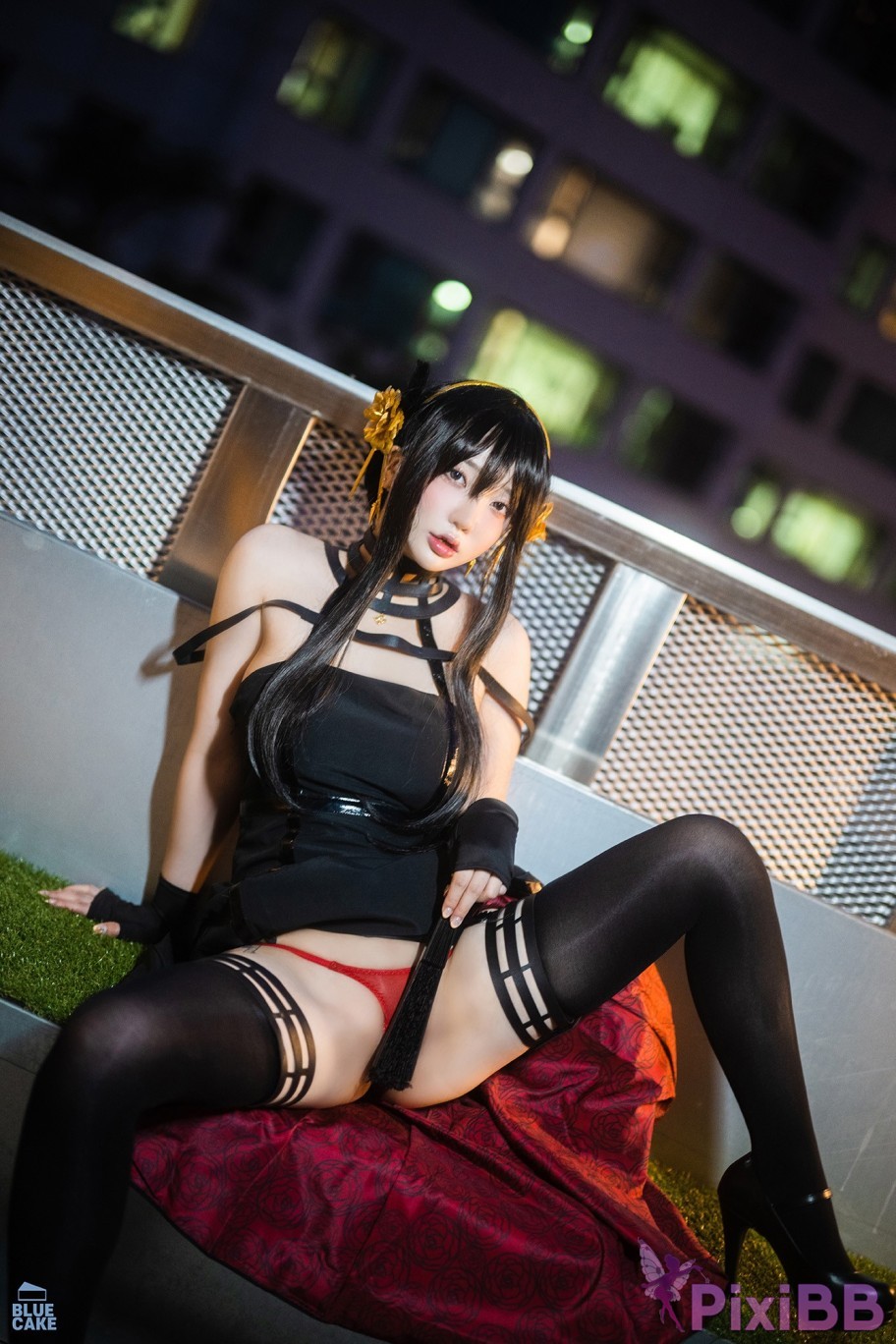 BLUECAKE Son Ye Eun Black Rose RED PixiBB.COM 011