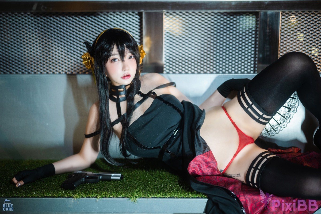 BLUECAKE Son Ye Eun Black Rose RED PixiBB.COM 025