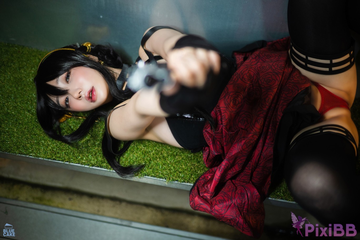 BLUECAKE Son Ye Eun Black Rose RED PixiBB.COM 043