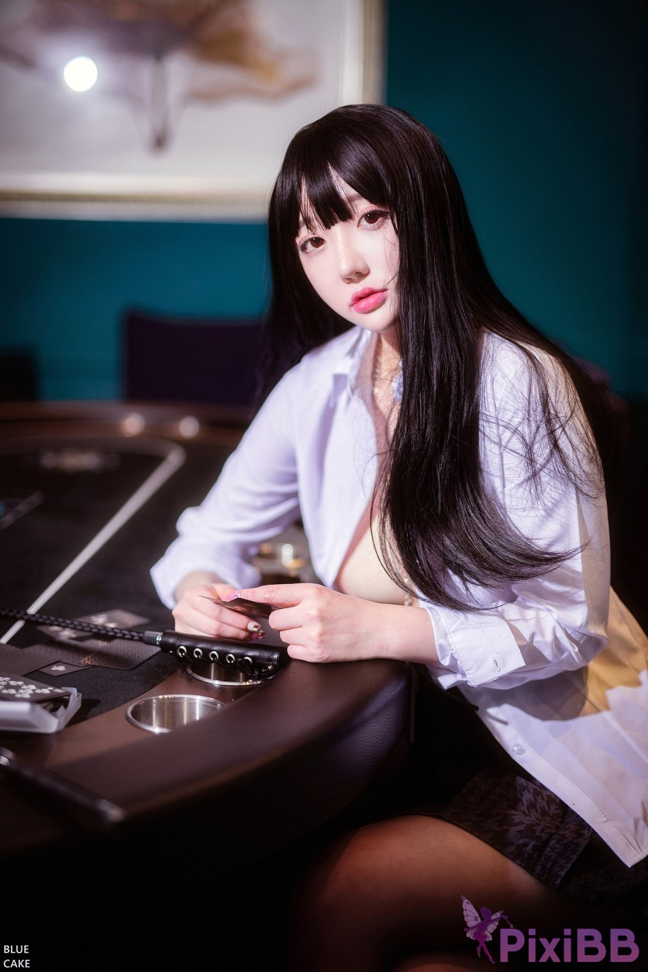 BLUECAKE Son Ye Eun Hardcore Gambling PixiBB.COM 043
