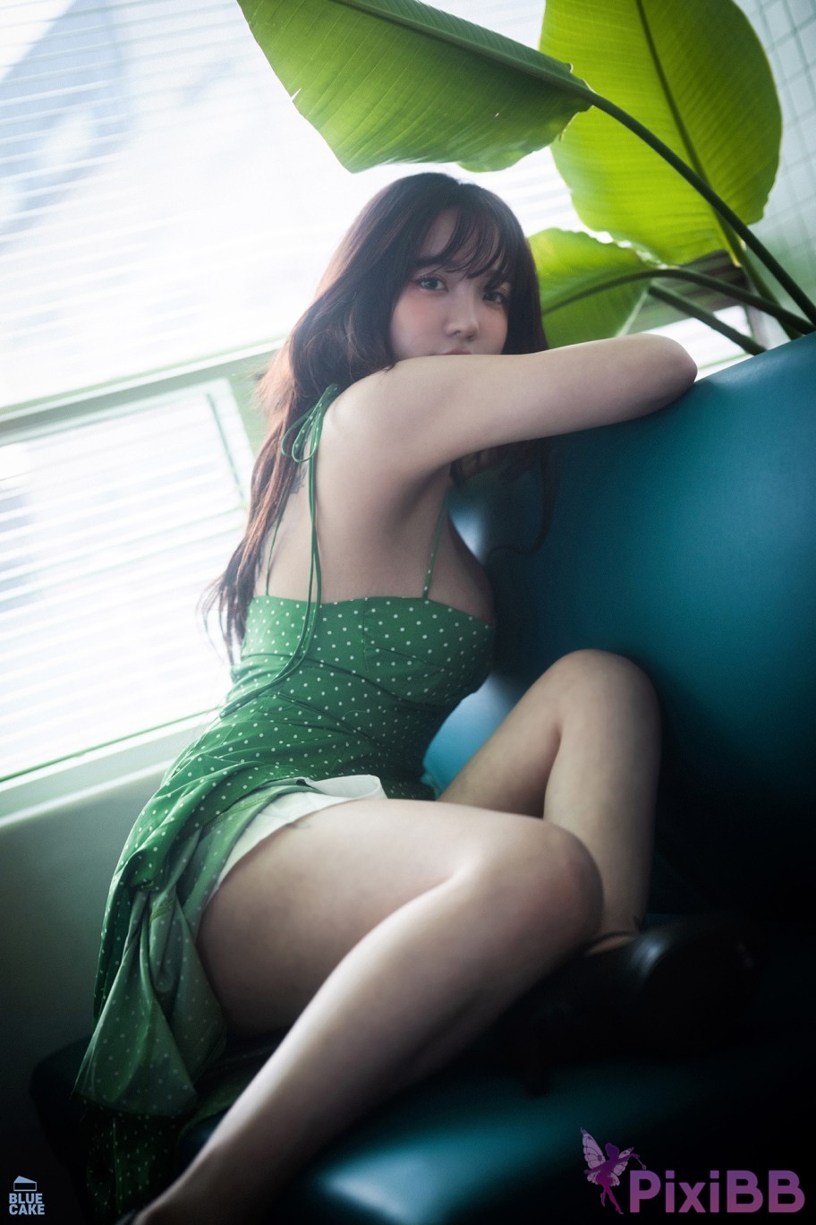 BLUECAKE Son Ye Eun Nothing RED PixiBB.COM 020