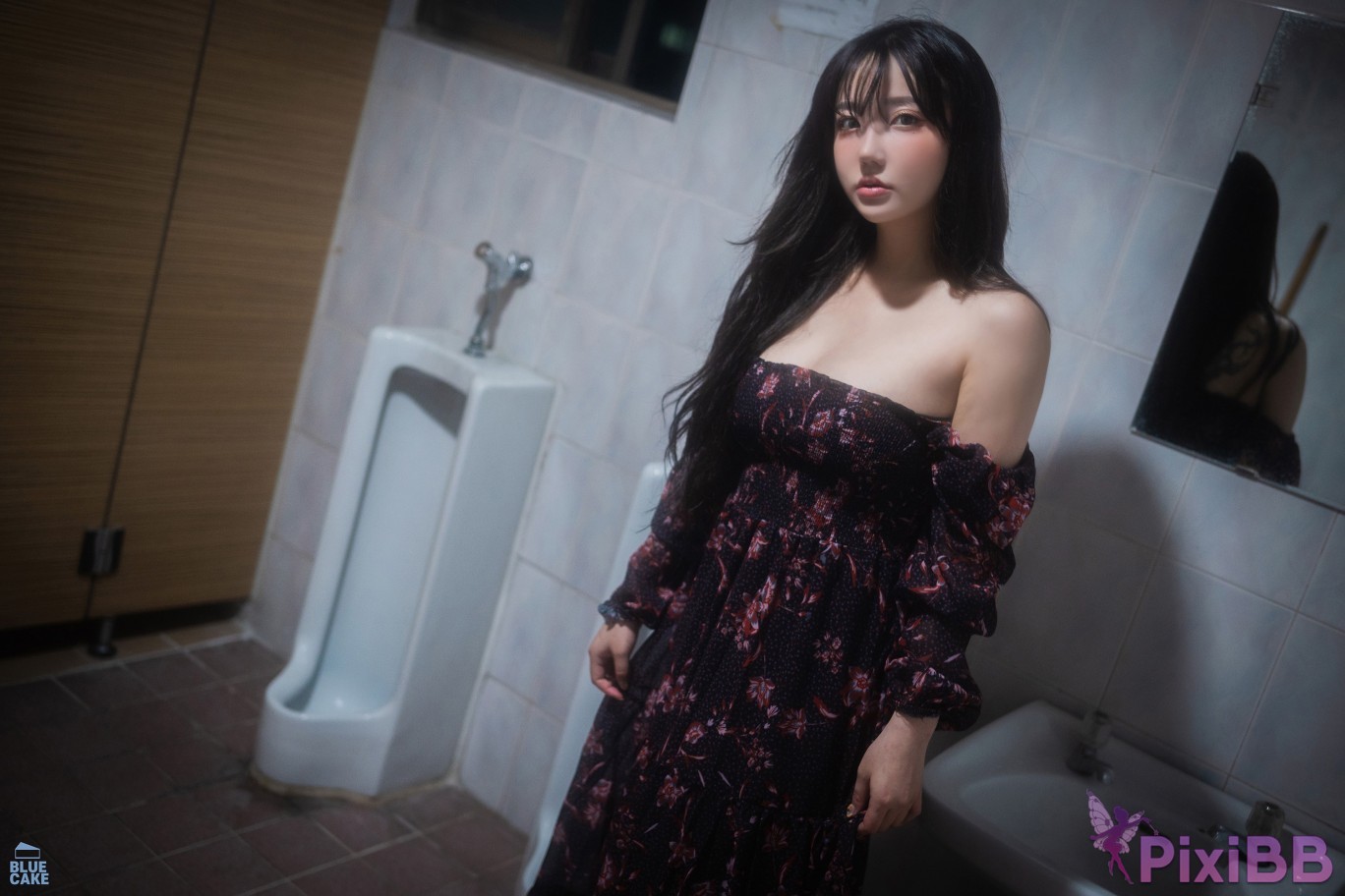 BLUECAKE Son Ye Eun Nothing WHITE PixiBB.COM 001