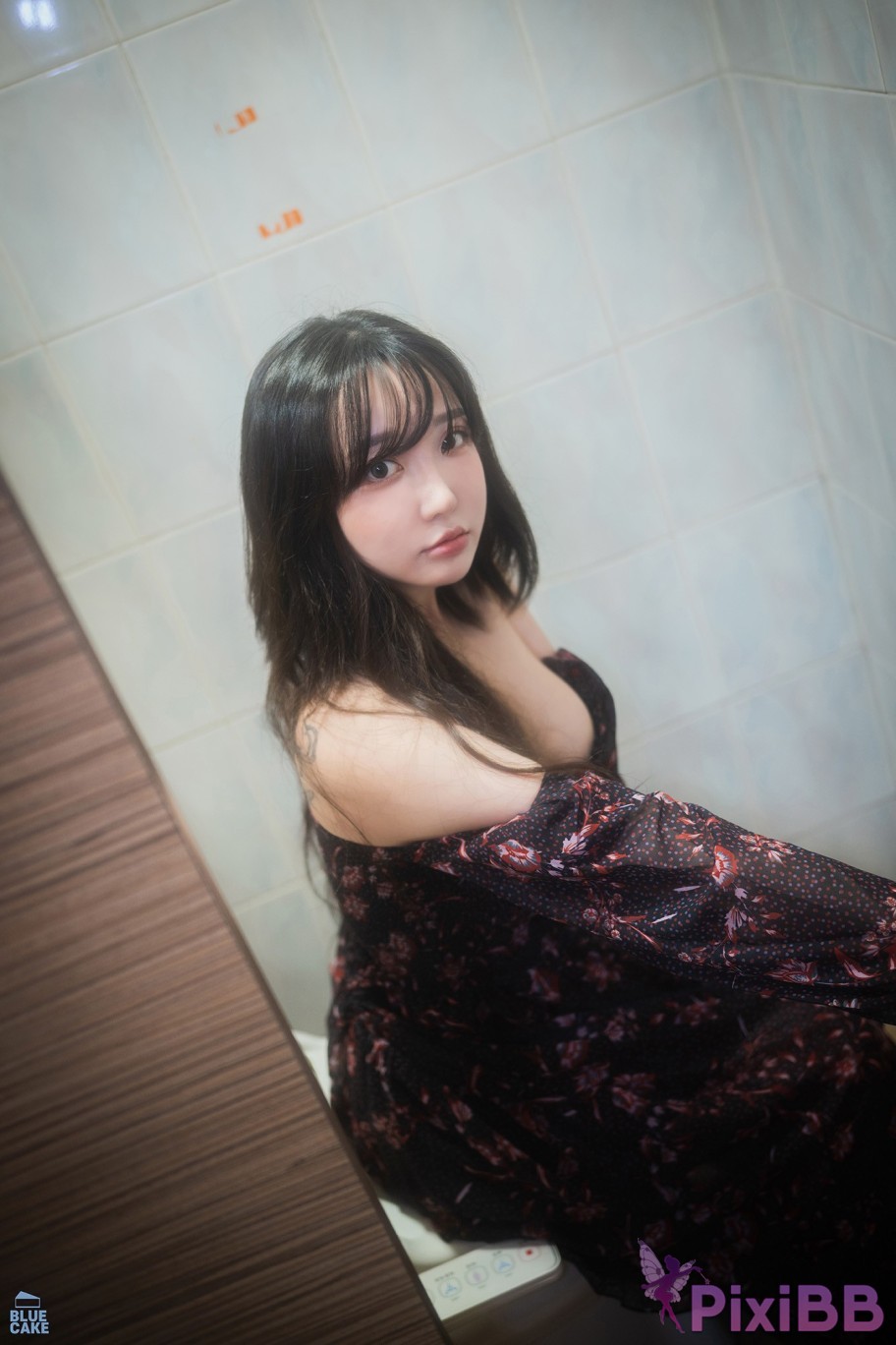 BLUECAKE Son Ye Eun Nothing WHITE PixiBB.COM 007