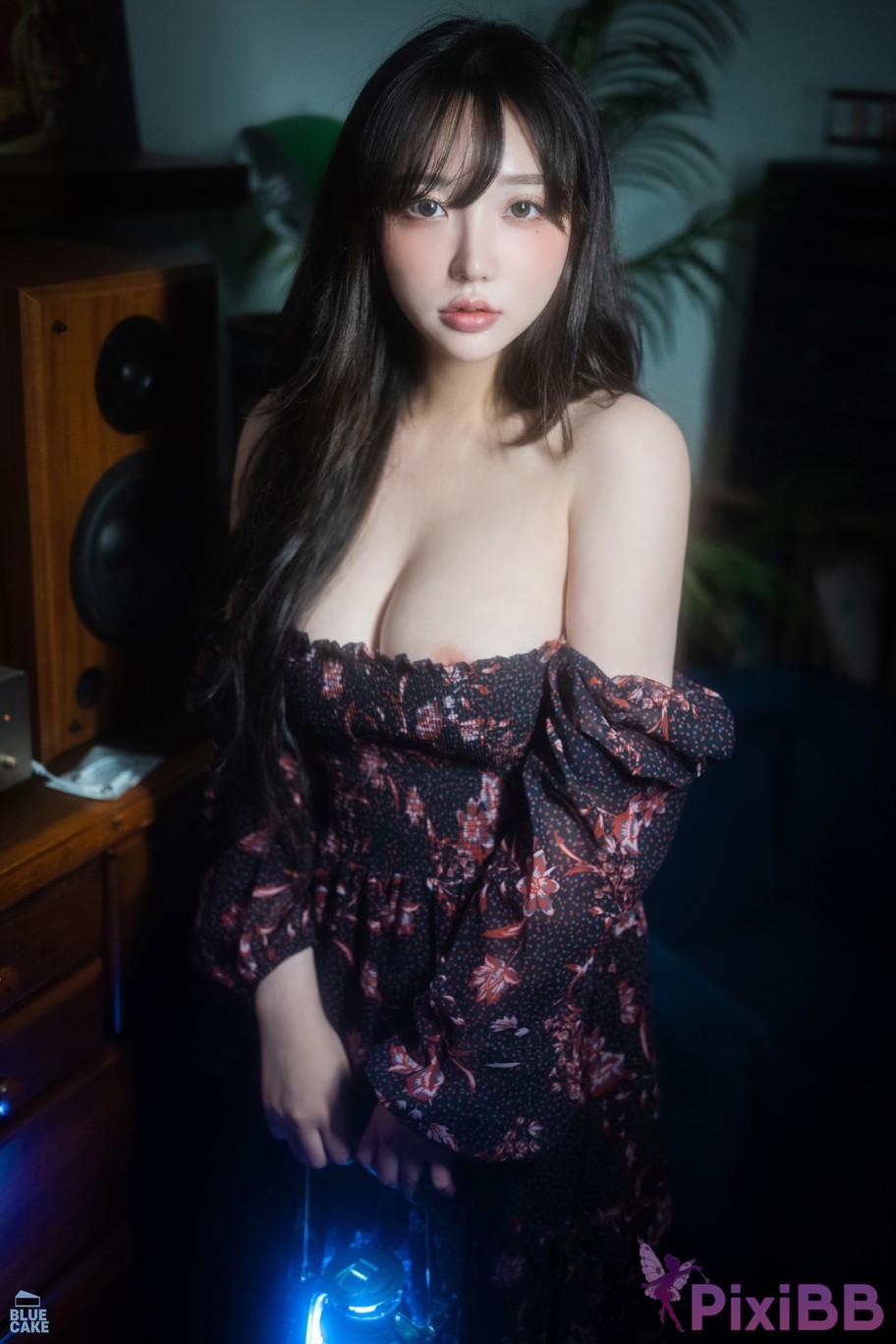 BLUECAKE Son Ye Eun Nothing RED PixiBB.COM 006