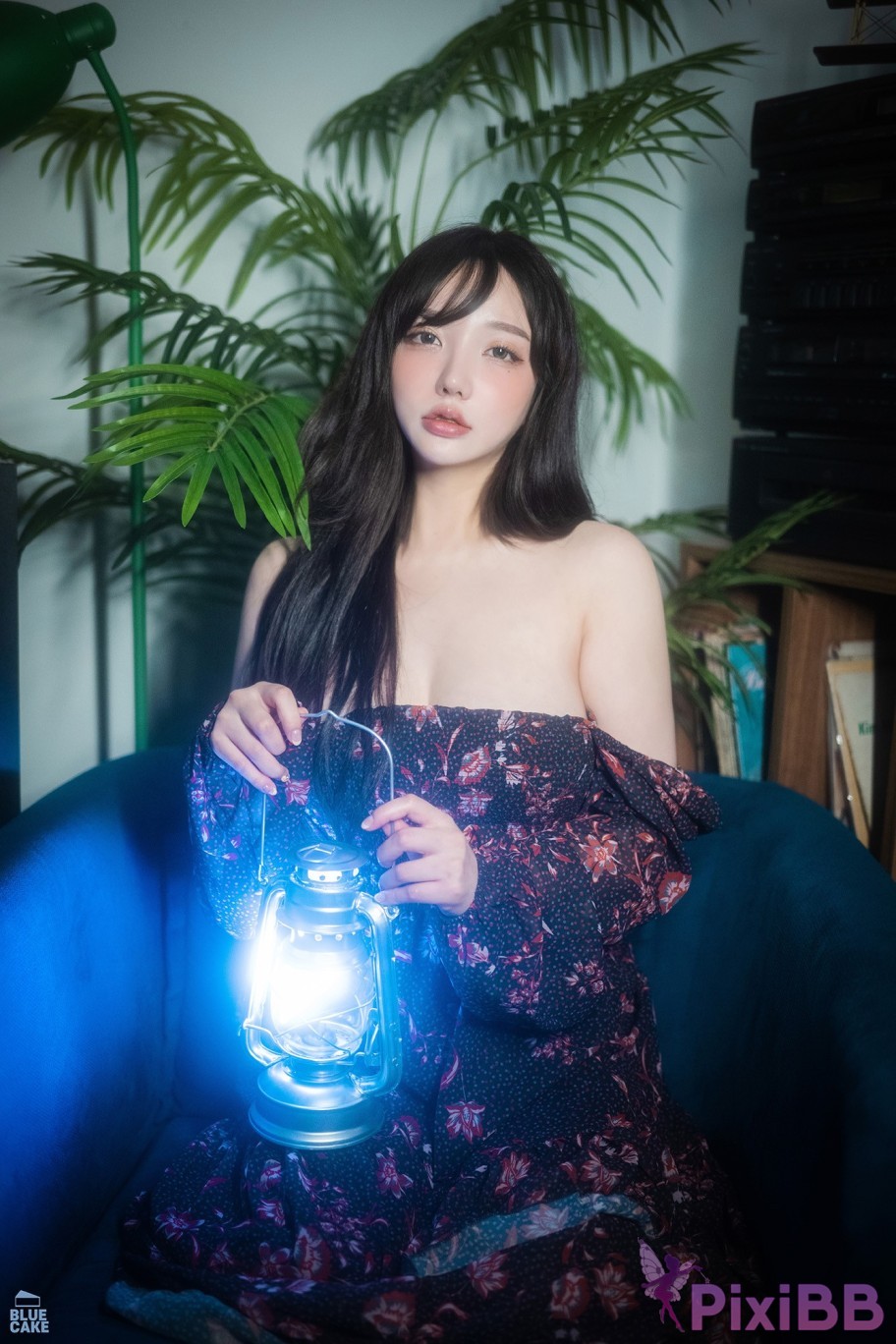 BLUECAKE Son Ye Eun Nothing RED PixiBB.COM 015