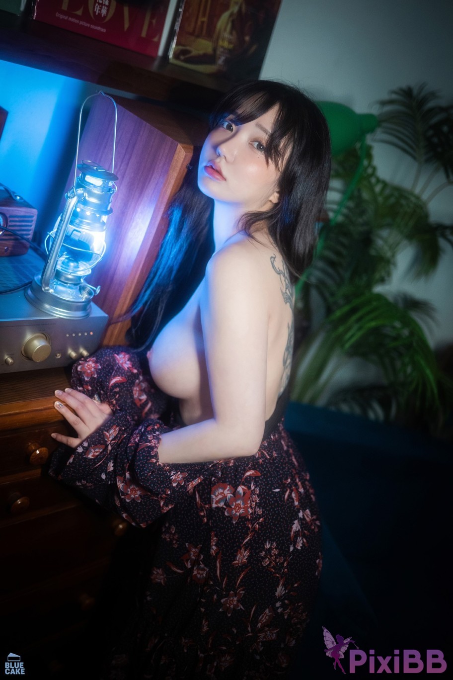 BLUECAKE Son Ye Eun Nothing RED UncensoRED PixiBB.COM 002