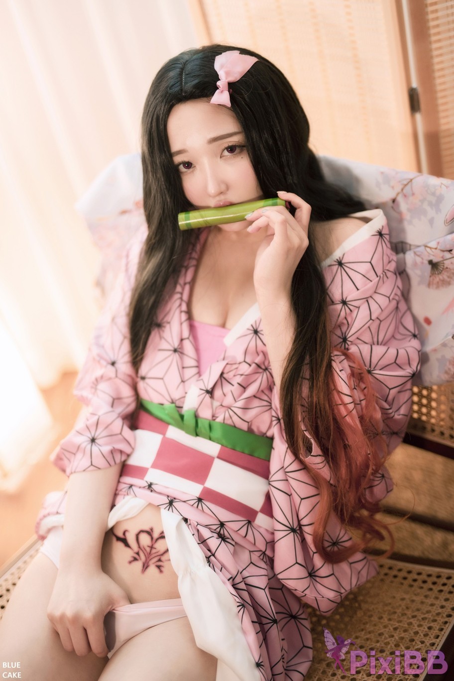 BLUECAKE Son Ye Eun Pink Oni PixiBB.COM 002