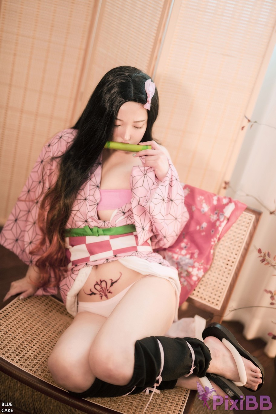 BLUECAKE Son Ye Eun Pink Oni PixiBB.COM 007