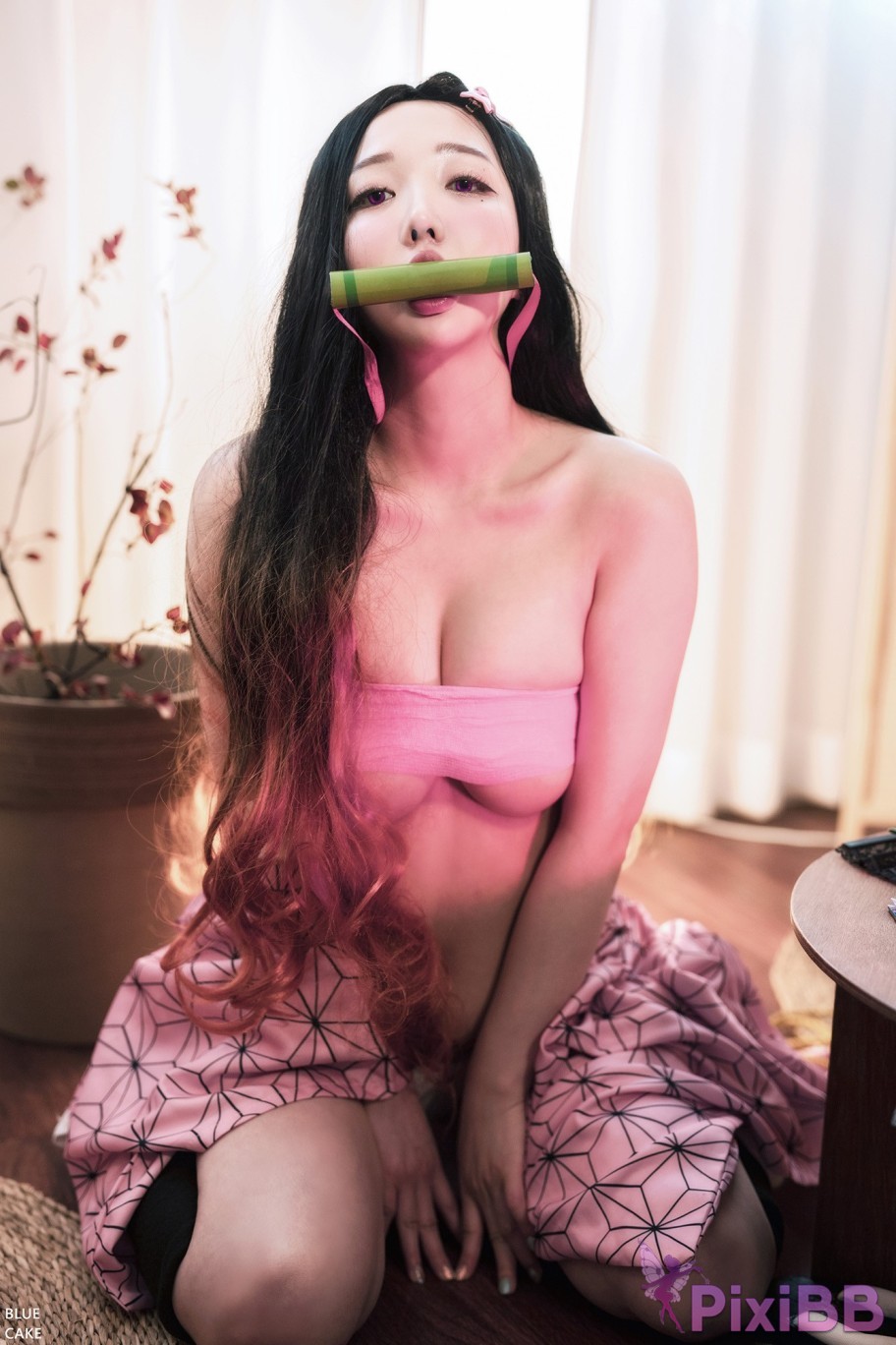 BLUECAKE Son Ye Eun Pink Oni PixiBB.COM 031