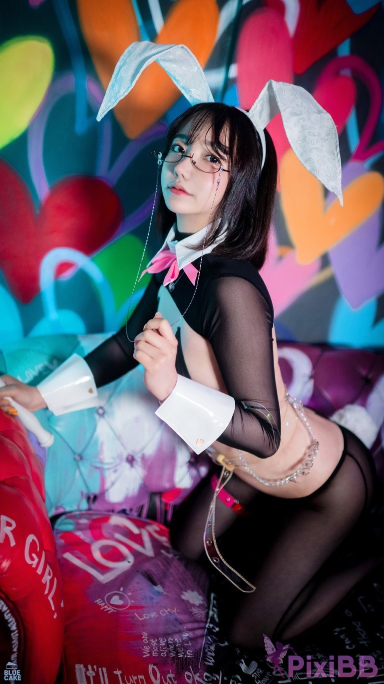 BLUECAKE Son Ye Eun Reverse Bunny Girl PixiBB.COM 080