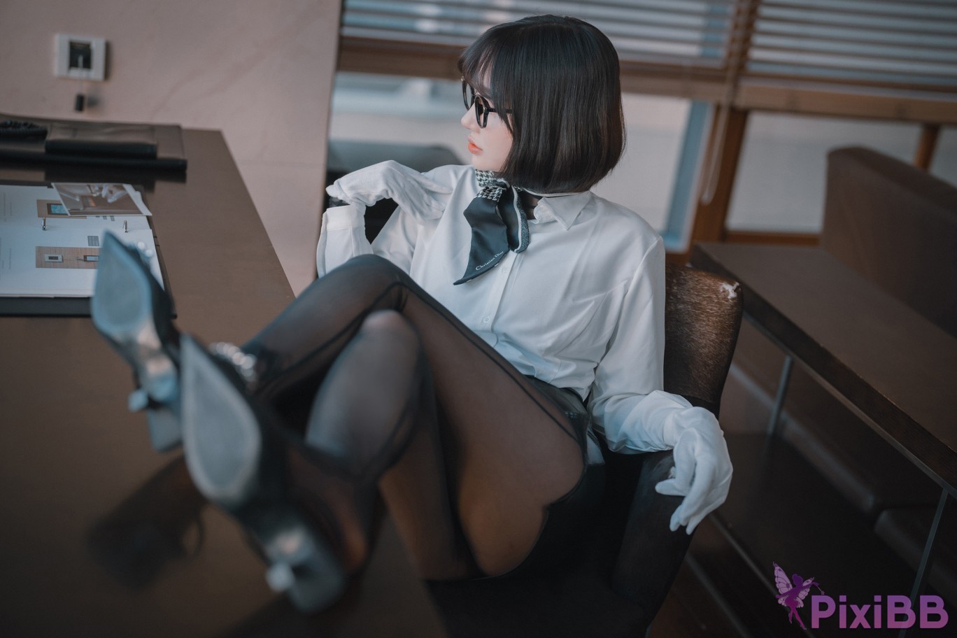 DJAWA Photo Son Ye Eun Naughty Supervisor PixiBB.COM 045