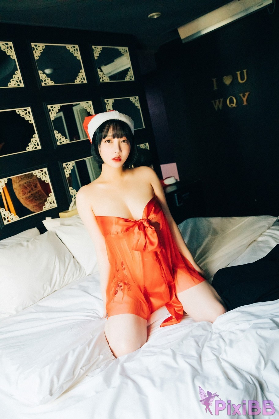 Loozy Doube Date Ye Eun Son Ye Eun PixiBB.COM 004