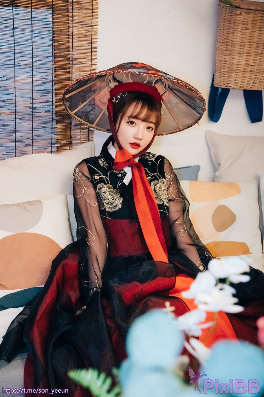 Loozy Gisheng Son Ye Eun PixiBB.COM 019