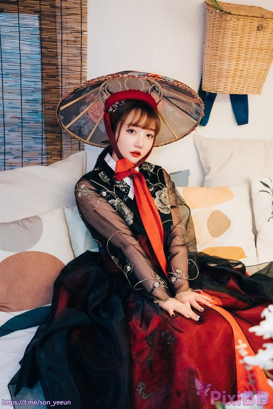 Loozy Gisheng Son Ye Eun PixiBB.COM 020