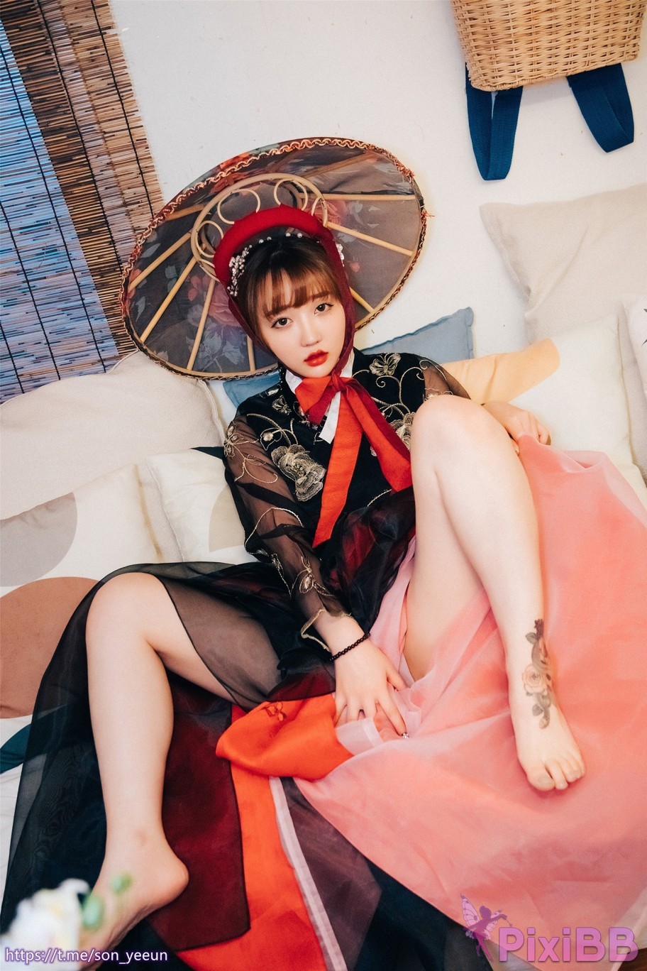 Loozy Gisheng Son Ye Eun PixiBB.COM 021