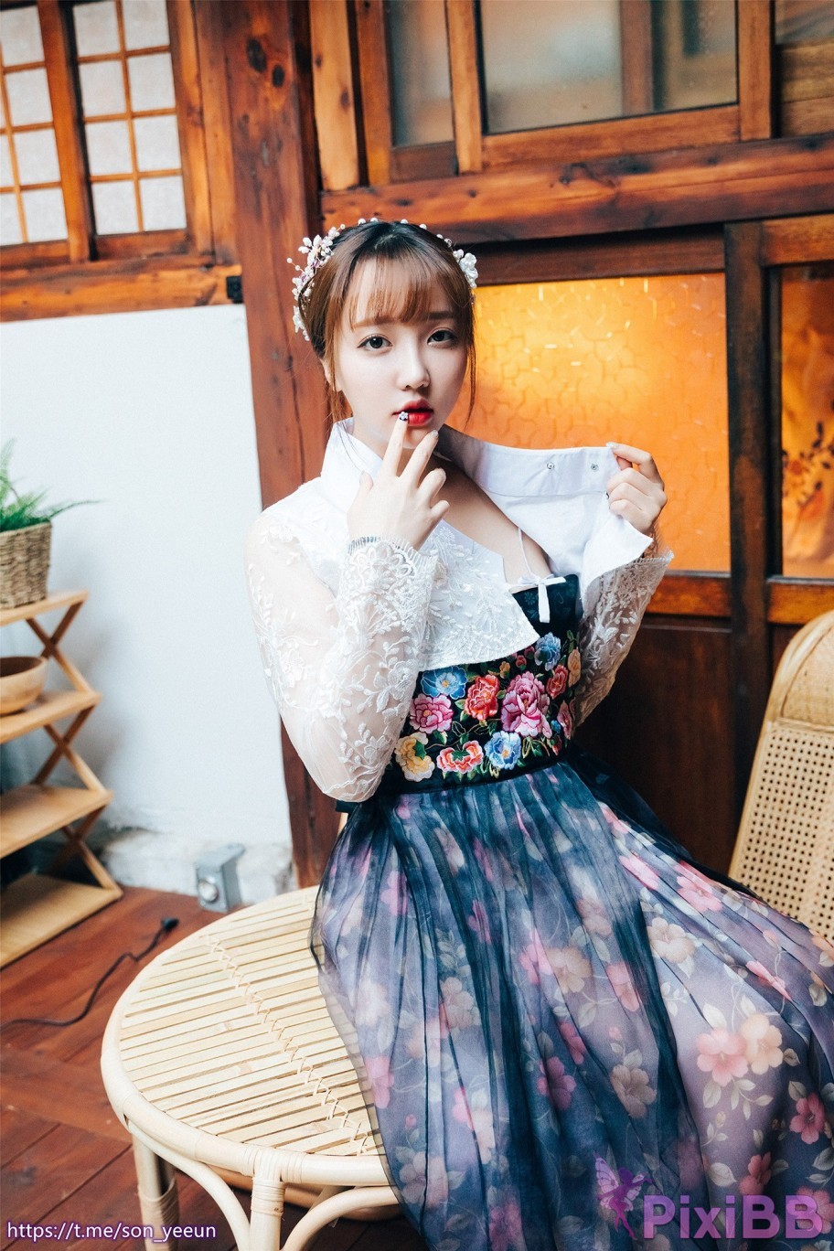 Loozy Gisheng Son Ye Eun PixiBB.COM 022