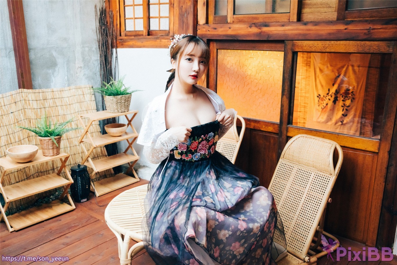 Loozy Gisheng Son Ye Eun PixiBB.COM 033