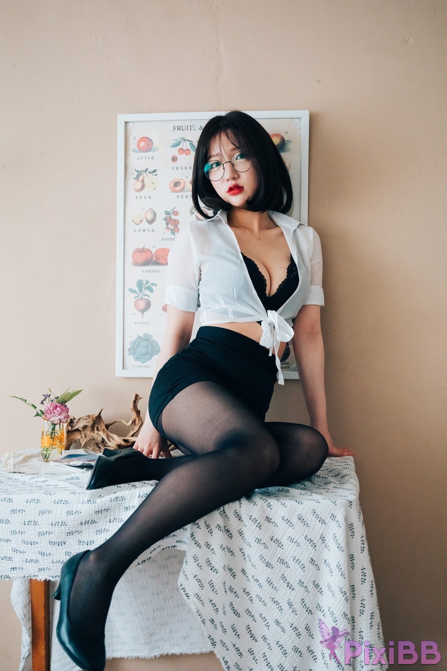 Loozy Officegirls Vacation Vol.1 Son Ye Eun PixiBB.COM 054