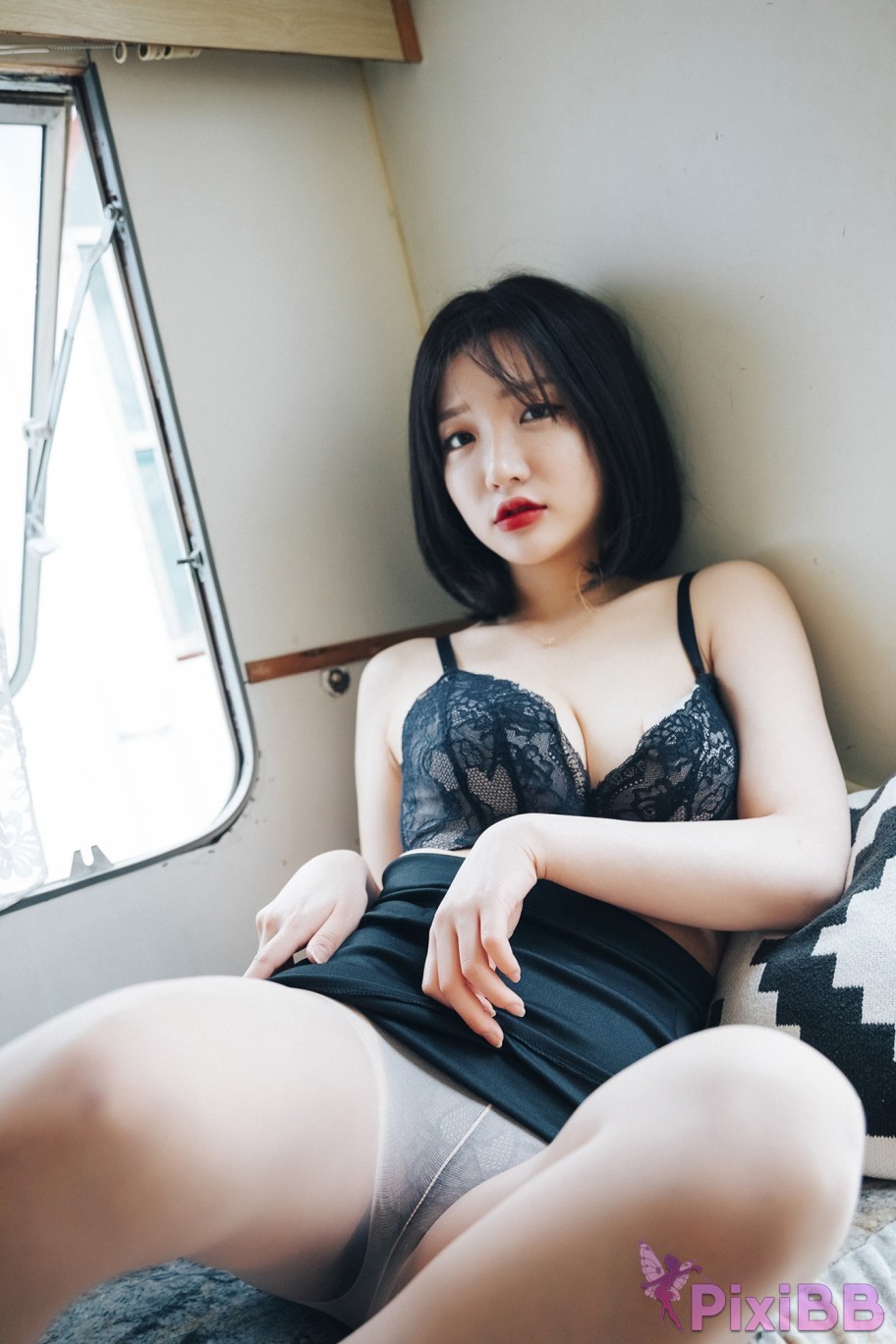 Loozy Officegirls Vacation Vol.2 Son Ye Eun PixiBB.COM 063