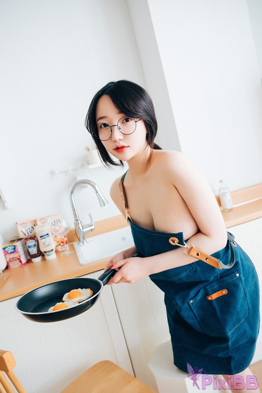 Loozy Son Ye Eun Nudy Painter S.ver PixiBB.COM 080