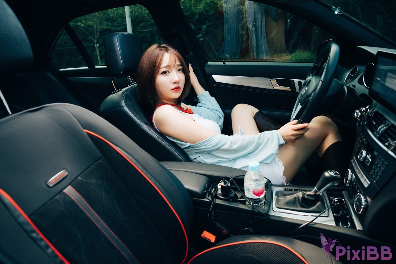 Loozy Son Ye Eun SM CarXXX PixiBB.COM 009