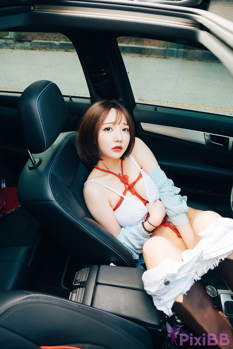 Loozy Son Ye Eun SM CarXXX PixiBB.COM 013