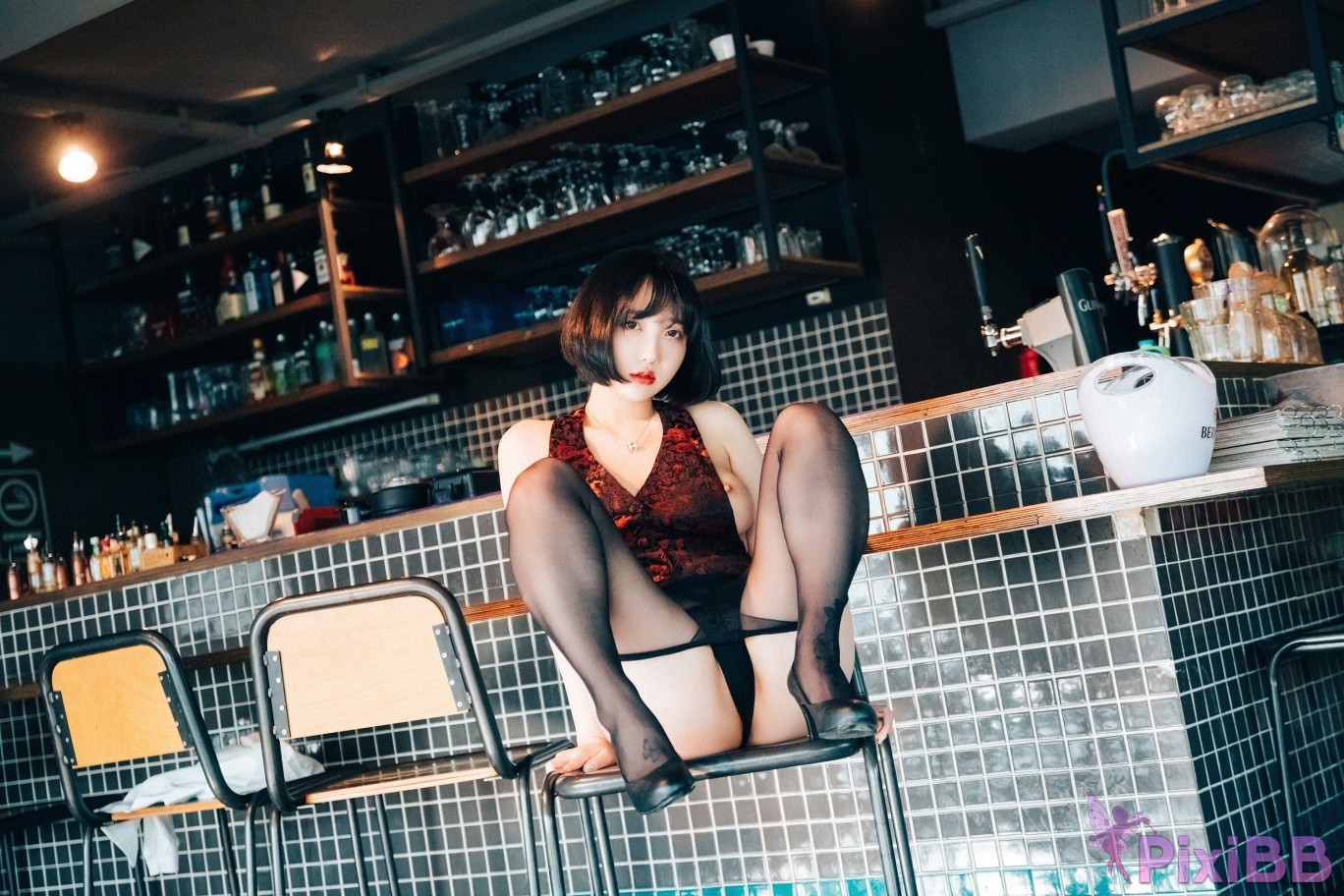 Loozy Son Ye Eun Tainted Love Bar Uncensored PixiBB.COM 003