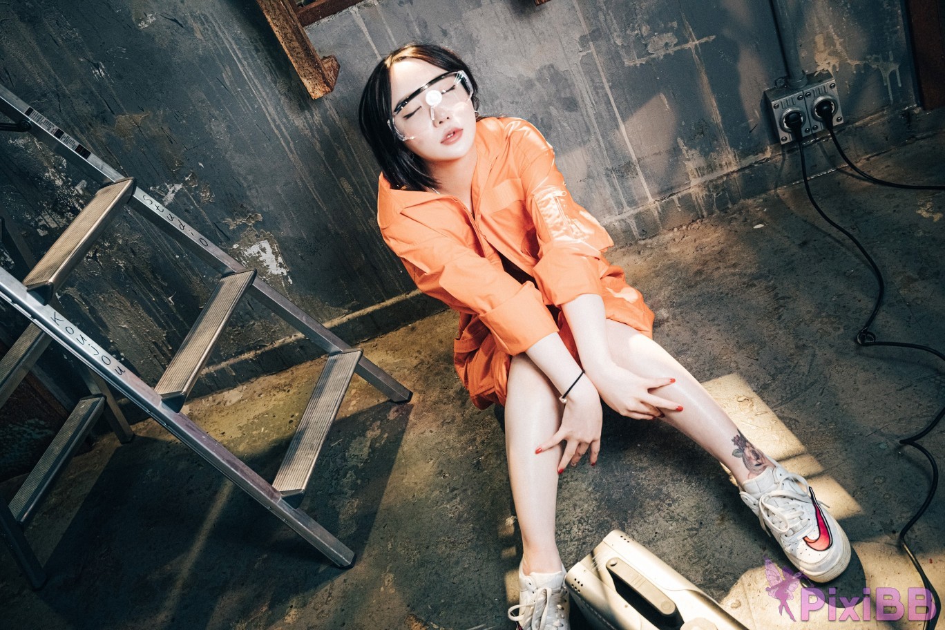 Loozy Son Ye Eun Where Are My Tools PixiBB.COM 034