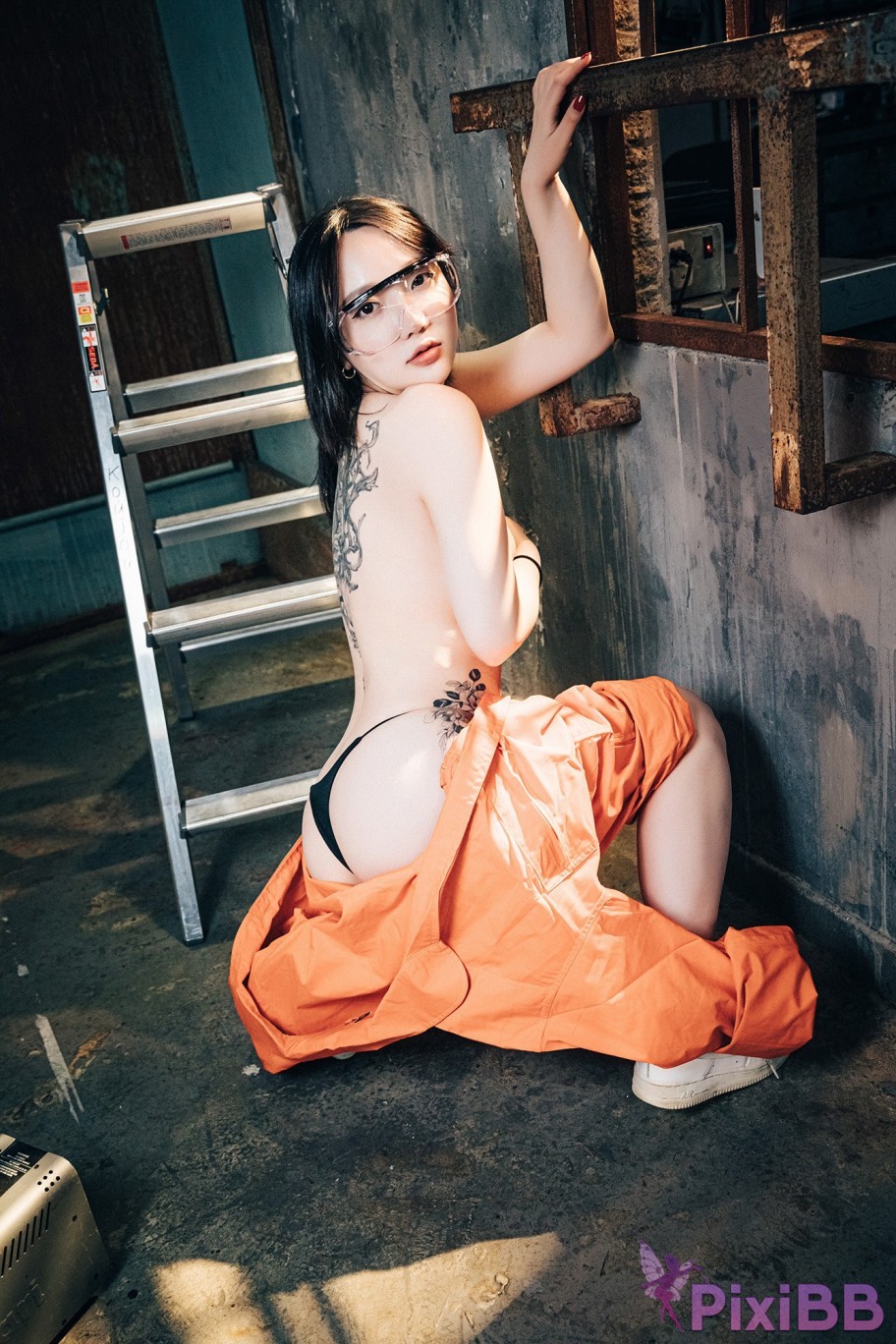 Loozy Son Ye Eun Where Are My Tools PixiBB.COM 037